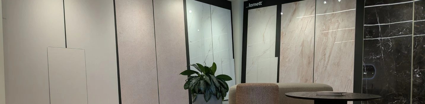 Showroom Long